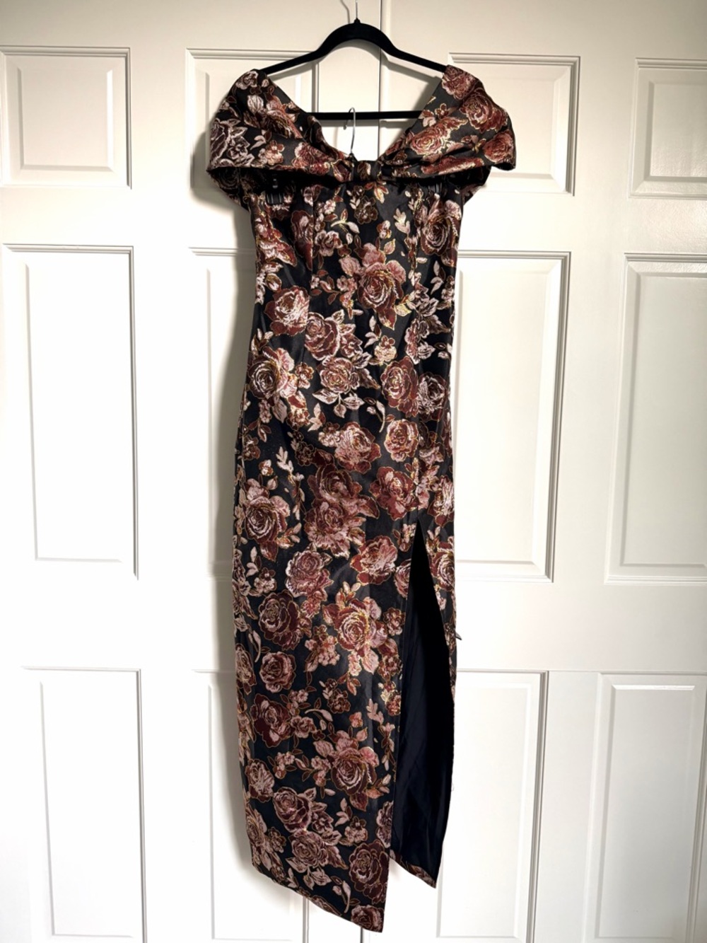 Maxi Floral Chic Off-Shoulder Dress NWT